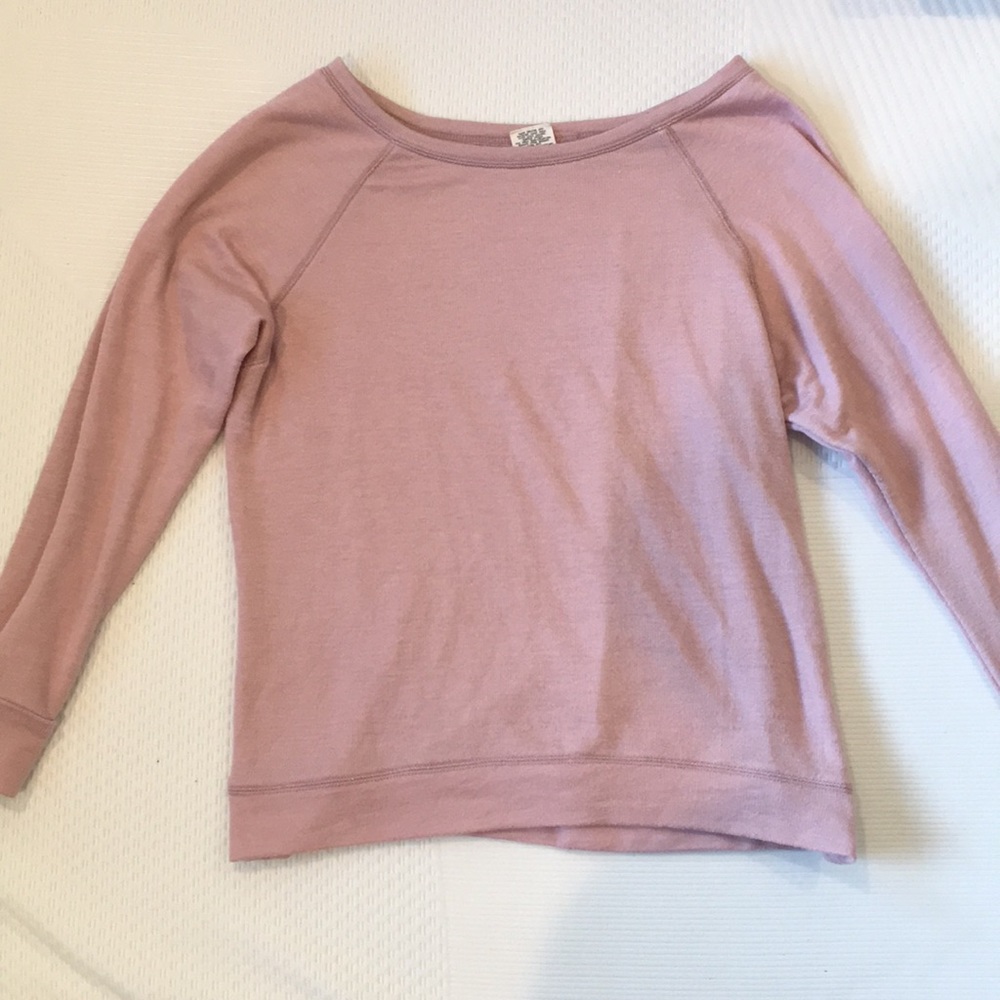 Light pink thin sweatshirt from pacsun